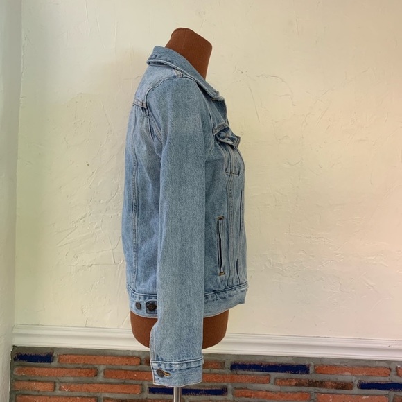 LAST DAY Levi’s Denim Jacket - Picture 3 of 5